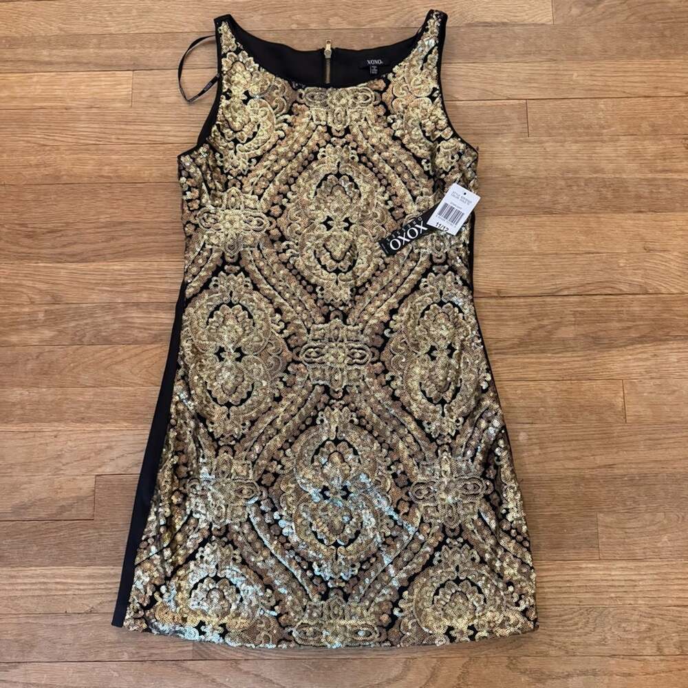 NWT XOXO gold sequin sleeveless knee length cocktail dress juniors sz 11/12
 b37